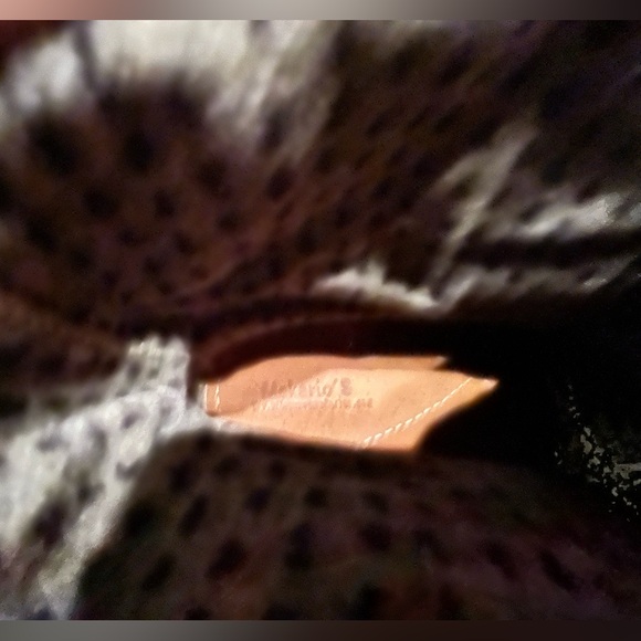 Makario’s boots - Picture 3 of 4